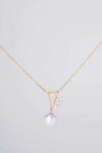 "Nouveau" Pearl and 18k Gold Necklace