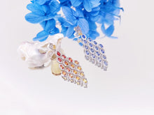 「Sweet Storm」 Colored Sapphire Diamond earrings